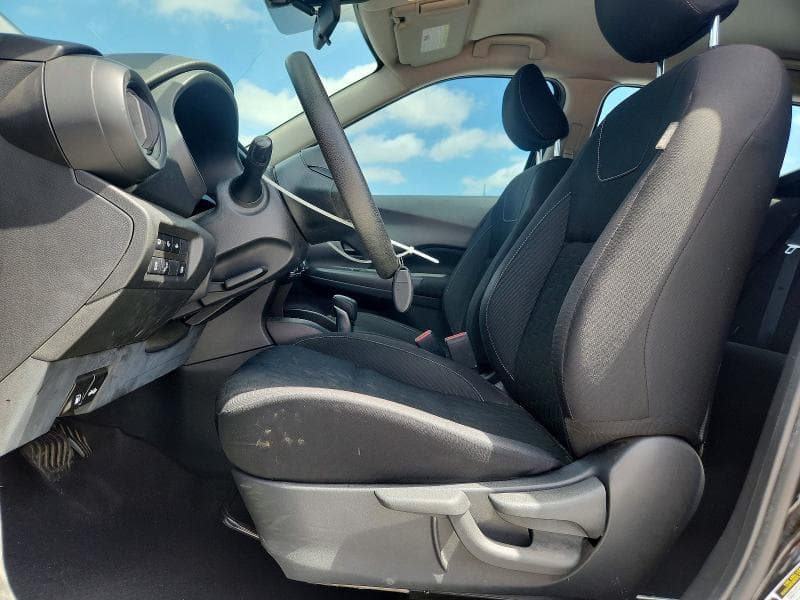 2021 NISSAN KICKS S S 7
