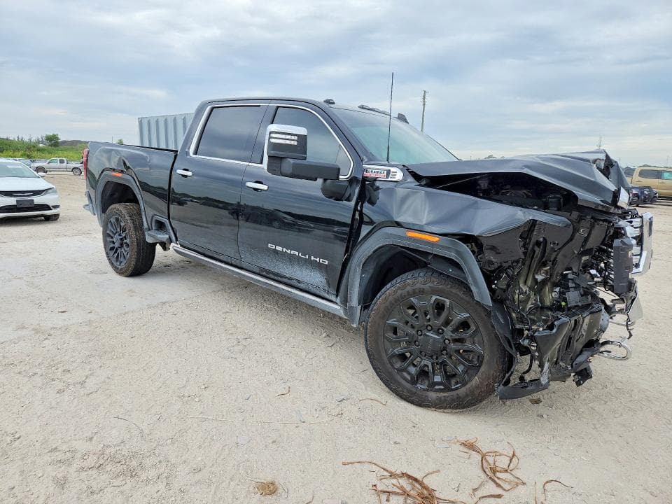 2025 GMC SIERRA K2500 DENALI 4