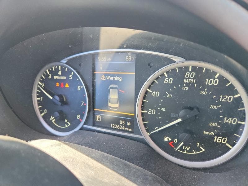 2019 NISSAN SENTRA S S 9