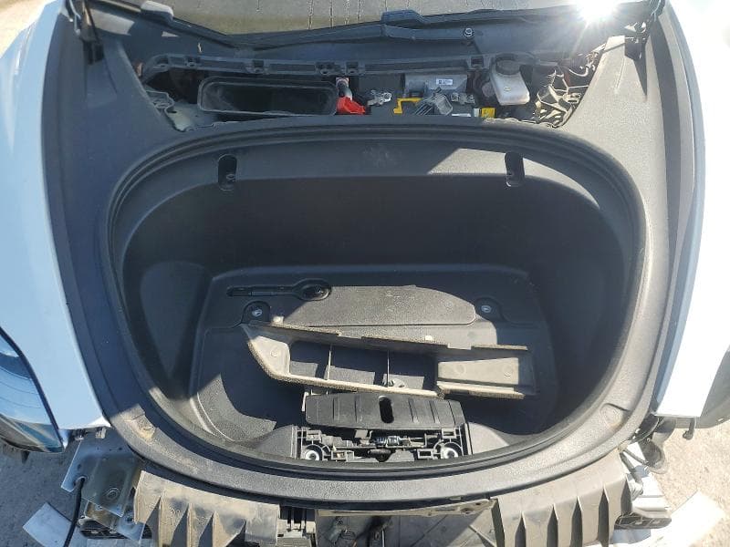 2020 TESLA MODEL 3 11