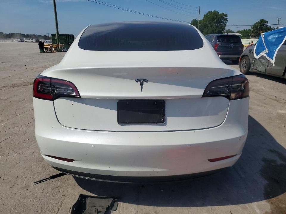 2020 TESLA MODEL 3 6
