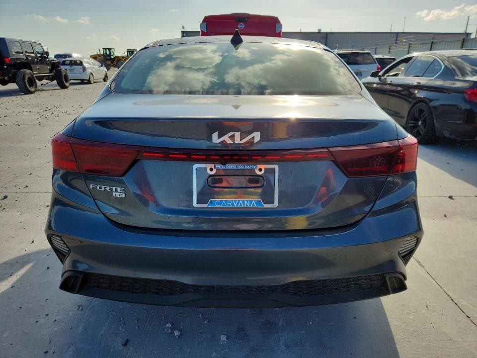 2022 KIA FORTE FE FE 6