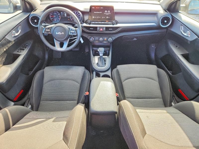 2022 KIA FORTE FE FE 8