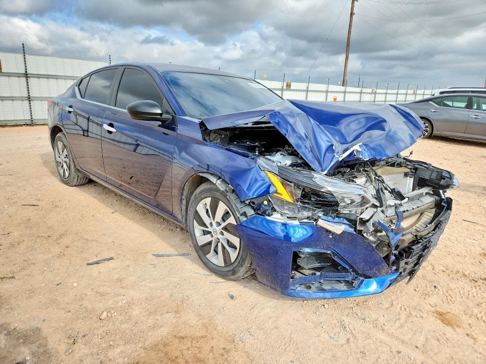 2024 NISSAN ALTIMA S 4