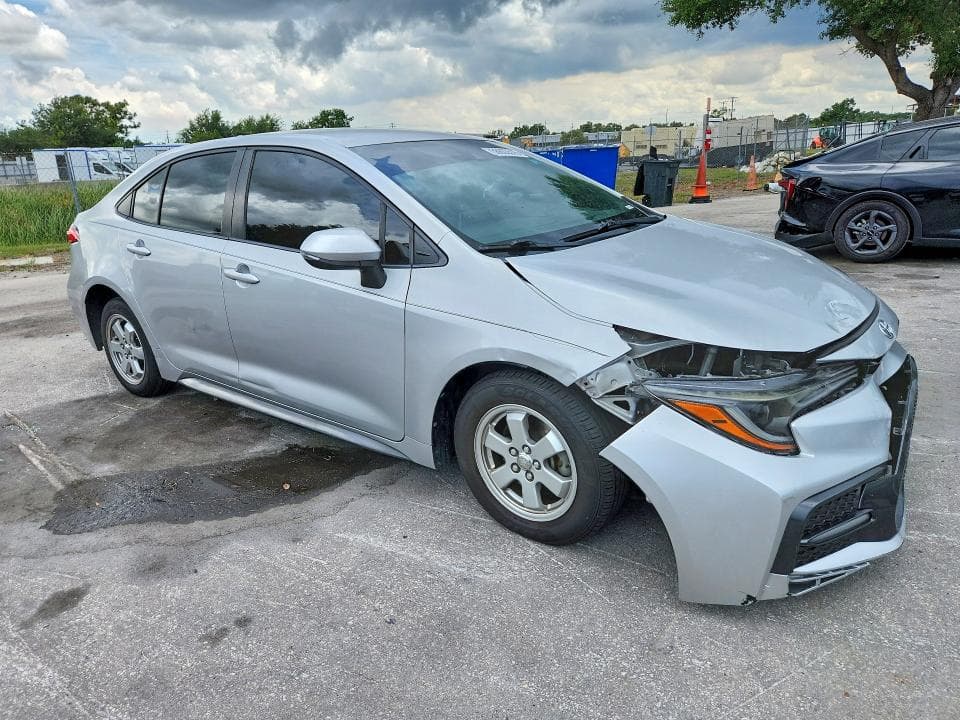 2020 TOYOTA COROLLA SE 4