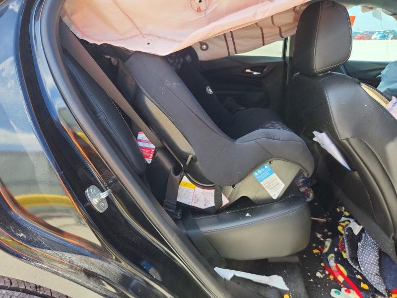 2020 CHEVROLET EQUINOX PREMIER 11