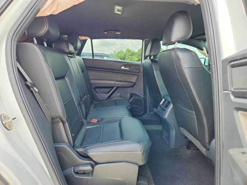 2022 VOLKSWAGEN ATLAS CROSS SPORT SE 10