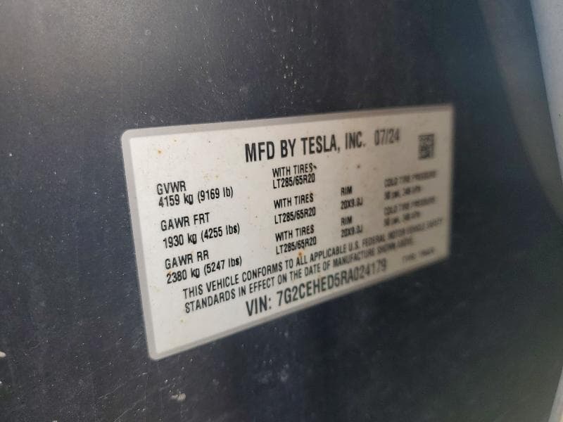 2024 TESLA CYBERTRUCK 14
