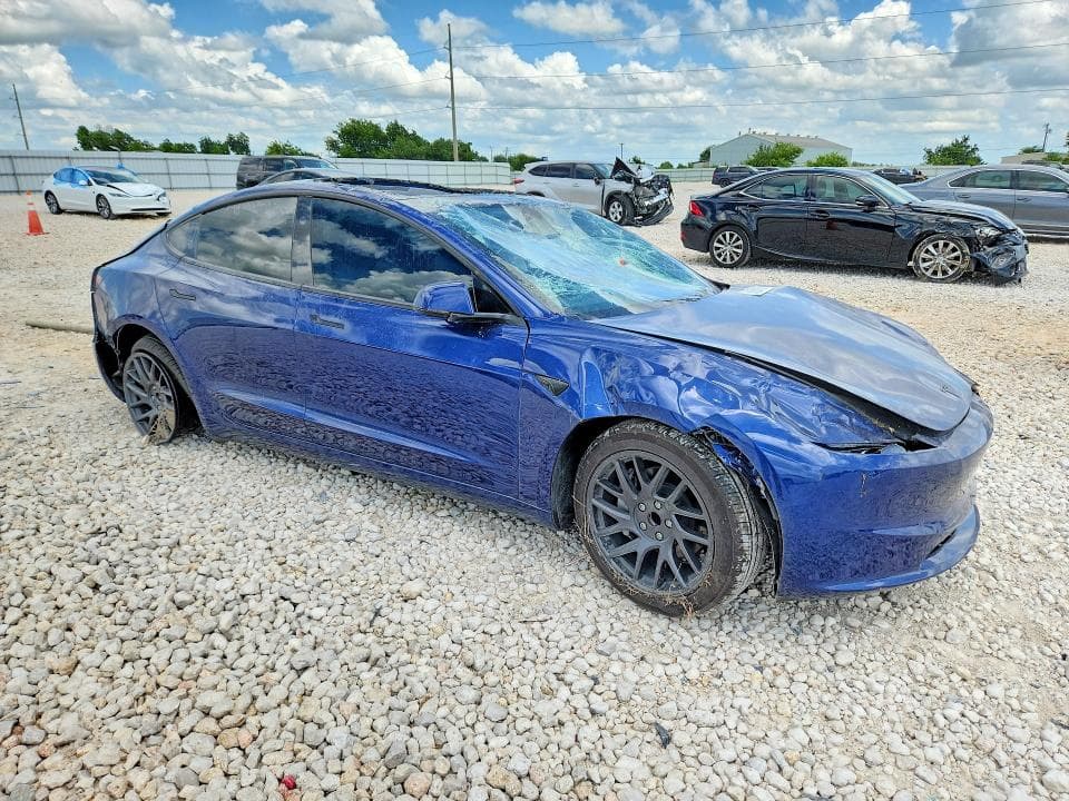 2026 TESLA MODEL 3 4