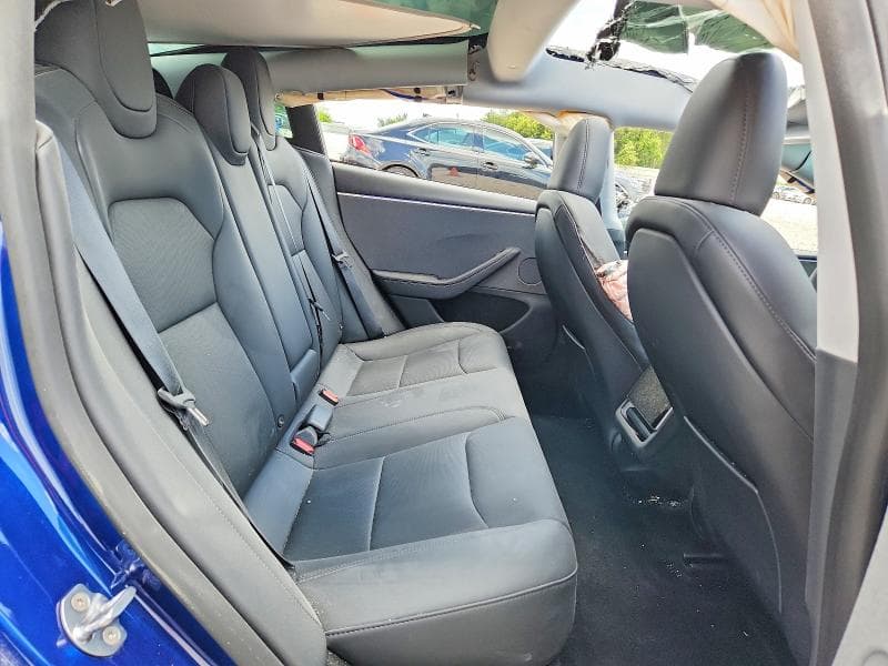 2026 TESLA MODEL 3 10