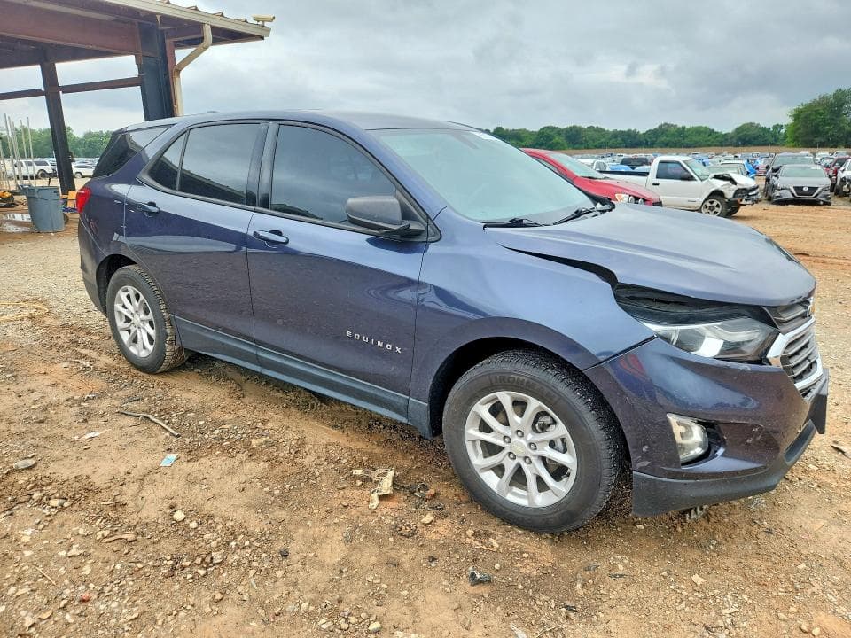 2018 CHEVROLET EQUINOX LS 4