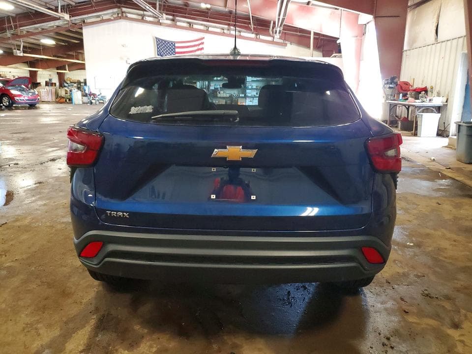 2024 CHEVROLET TRAX LS 6