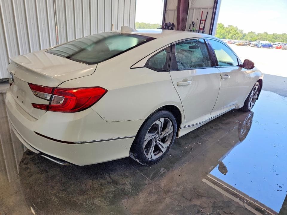 2018 HONDA ACCORD EX 3