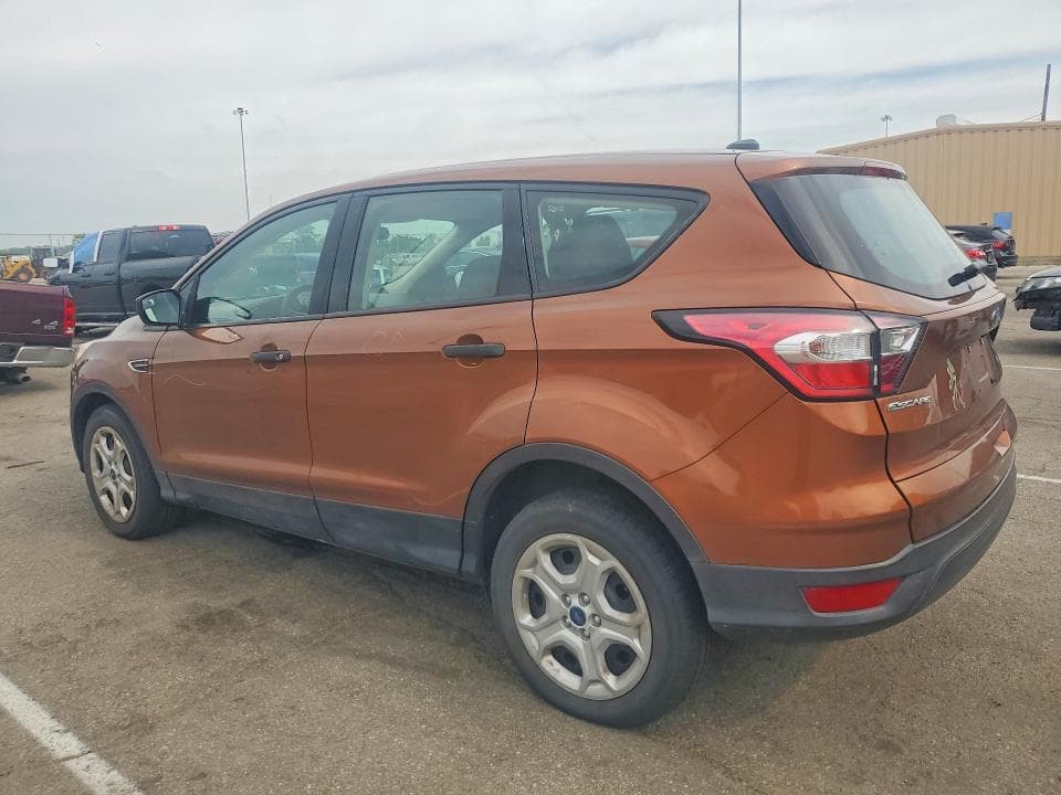 2017 FORD ESCAPE S 2