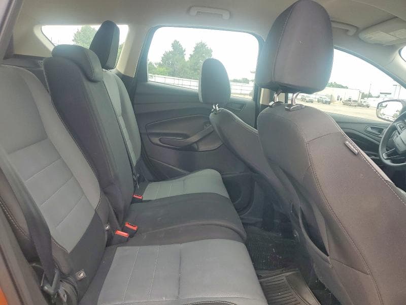 2017 FORD ESCAPE S 11