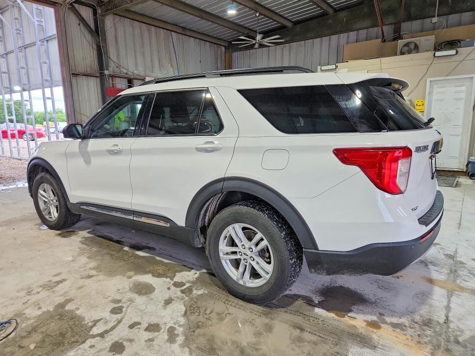 2023 FORD EXPLORER XLT XLT 2