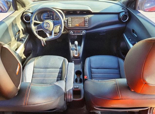 2019 NISSAN KICKS SR SR 8