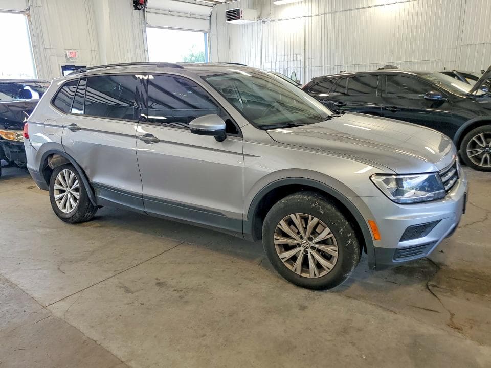 2020 VOLKSWAGEN TIGUAN S 4