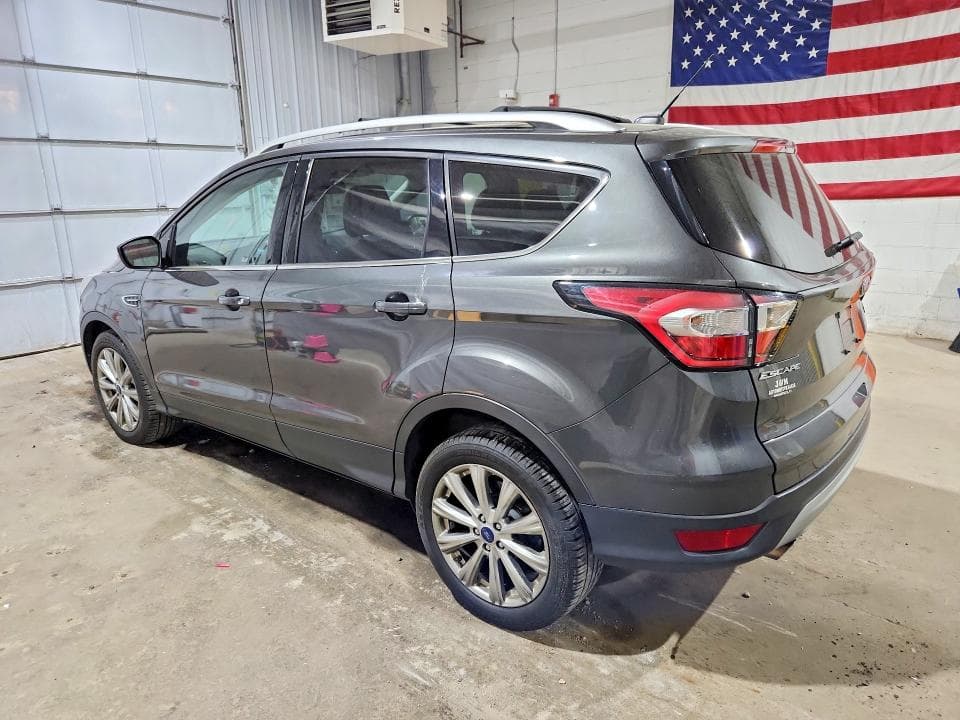 2017 FORD ESCAPE TITANIUM 2