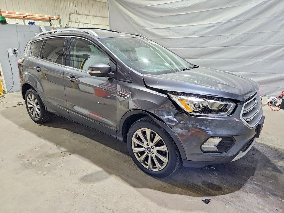 2017 FORD ESCAPE TITANIUM 4