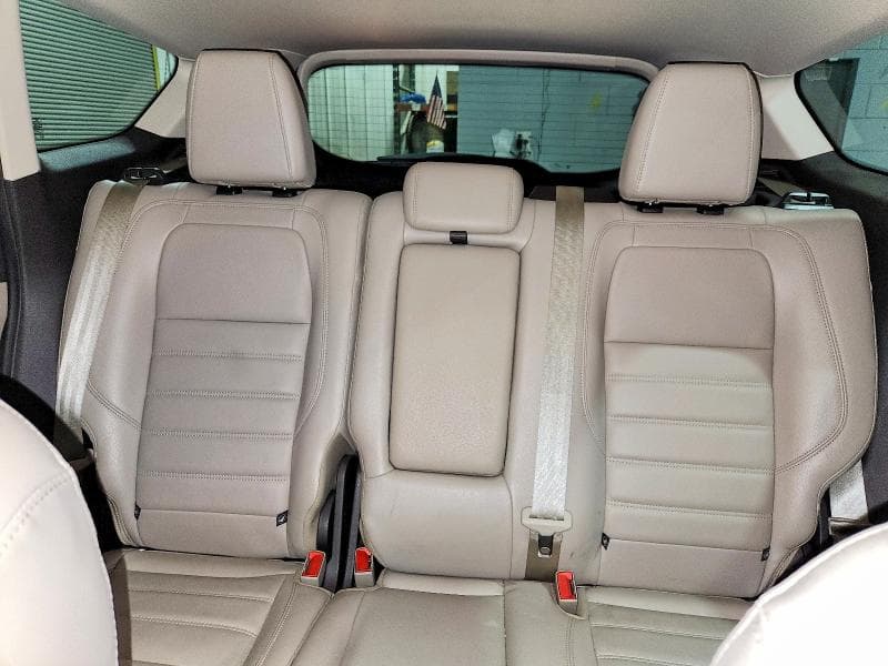 2017 FORD ESCAPE TITANIUM 10