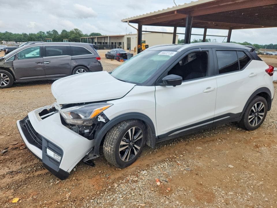 2019 NISSAN KICKS SR 1