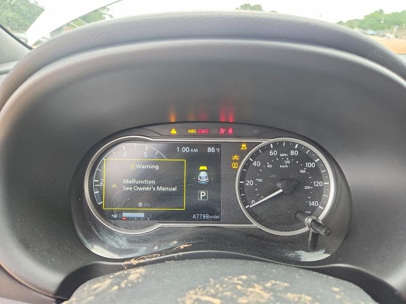 2019 NISSAN KICKS SR 9