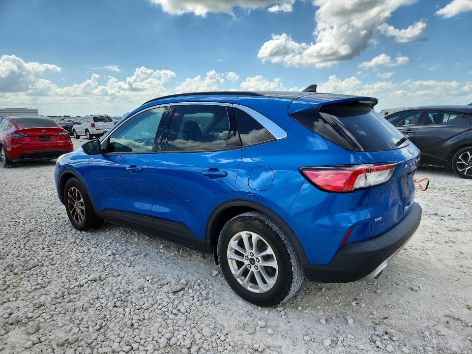 2021 FORD ESCAPE SE 2