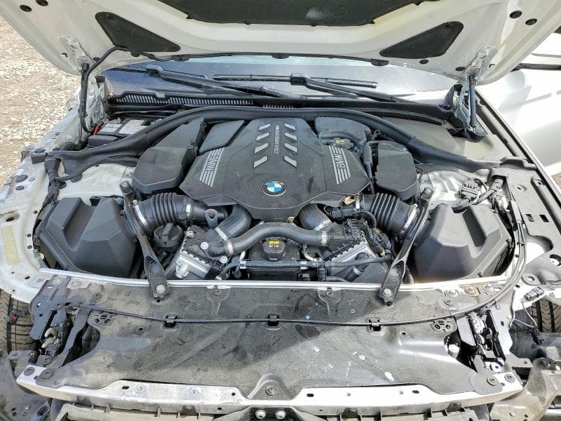 2021 BMW M550XI 11
