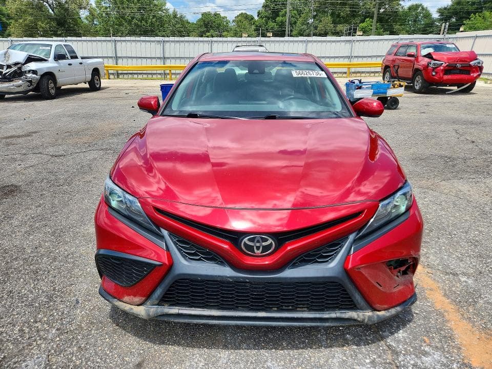 2021 TOYOTA CAMRY SE 5