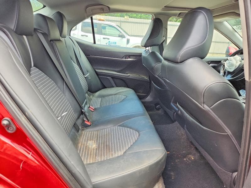 2021 TOYOTA CAMRY SE 10