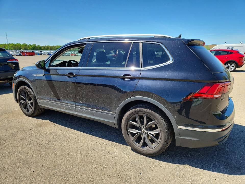 2022 VOLKSWAGEN TIGUAN SE 2