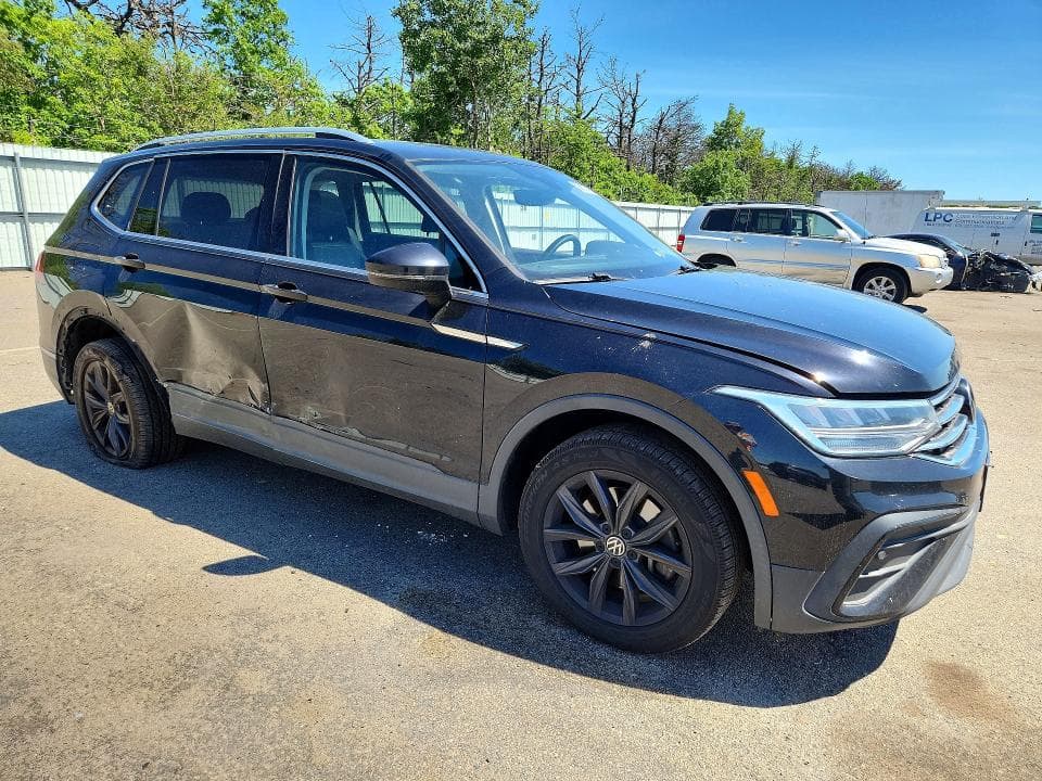 2022 VOLKSWAGEN TIGUAN SE 4