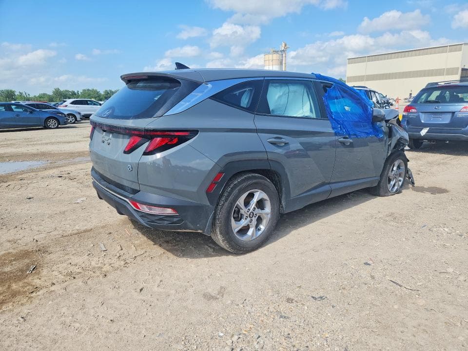 2024 HYUNDAI TUCSON SE 3