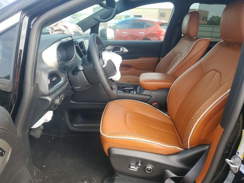 2026 CHRYSLER PACIFICA PINNACLE 7