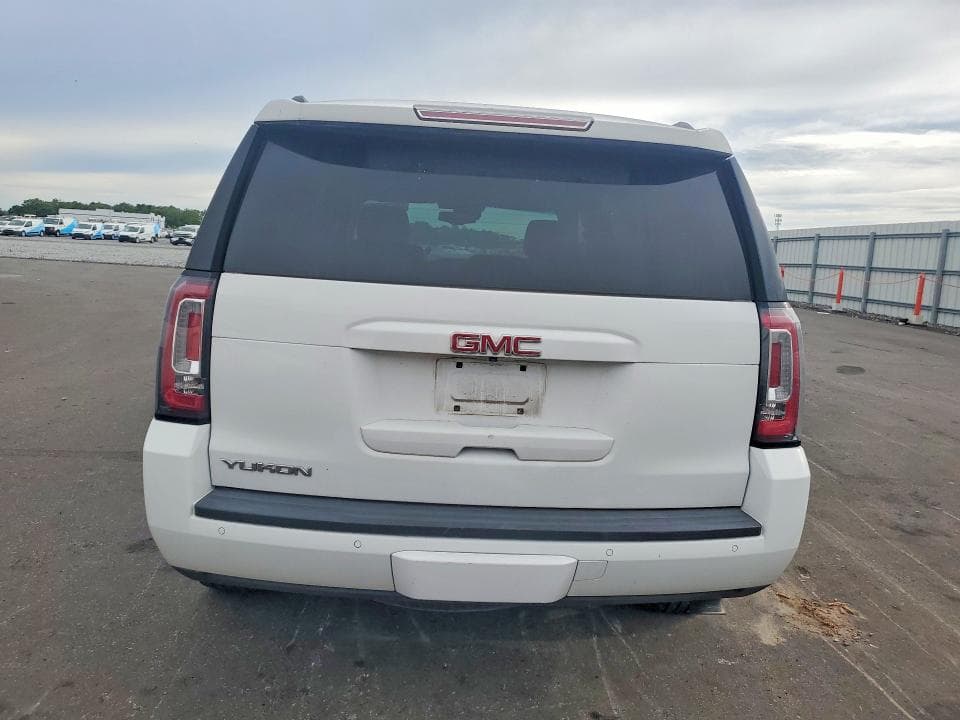 2018 GMC YUKON SLT 6