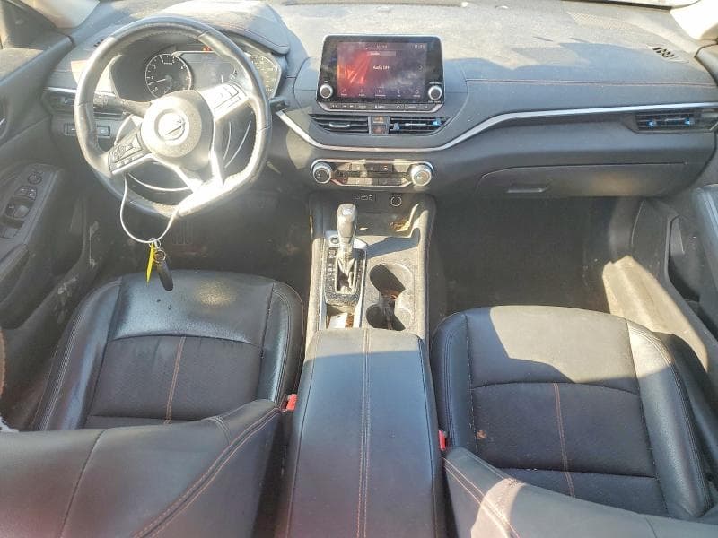 2022 NISSAN ALTIMA SR 8