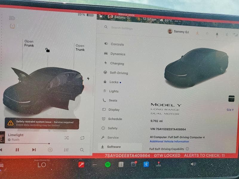 2026 TESLA MODEL Y 9