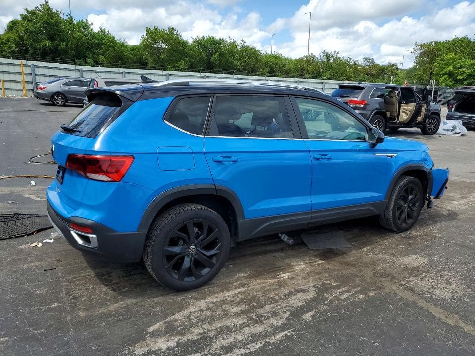 2023 VOLKSWAGEN TAOS SE 3