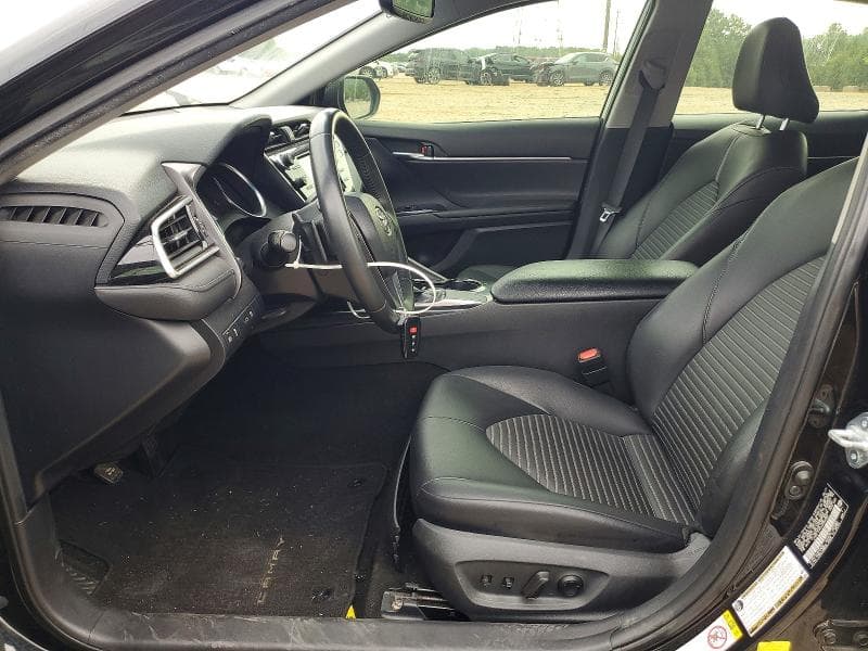 2018 TOYOTA CAMRY SE 7