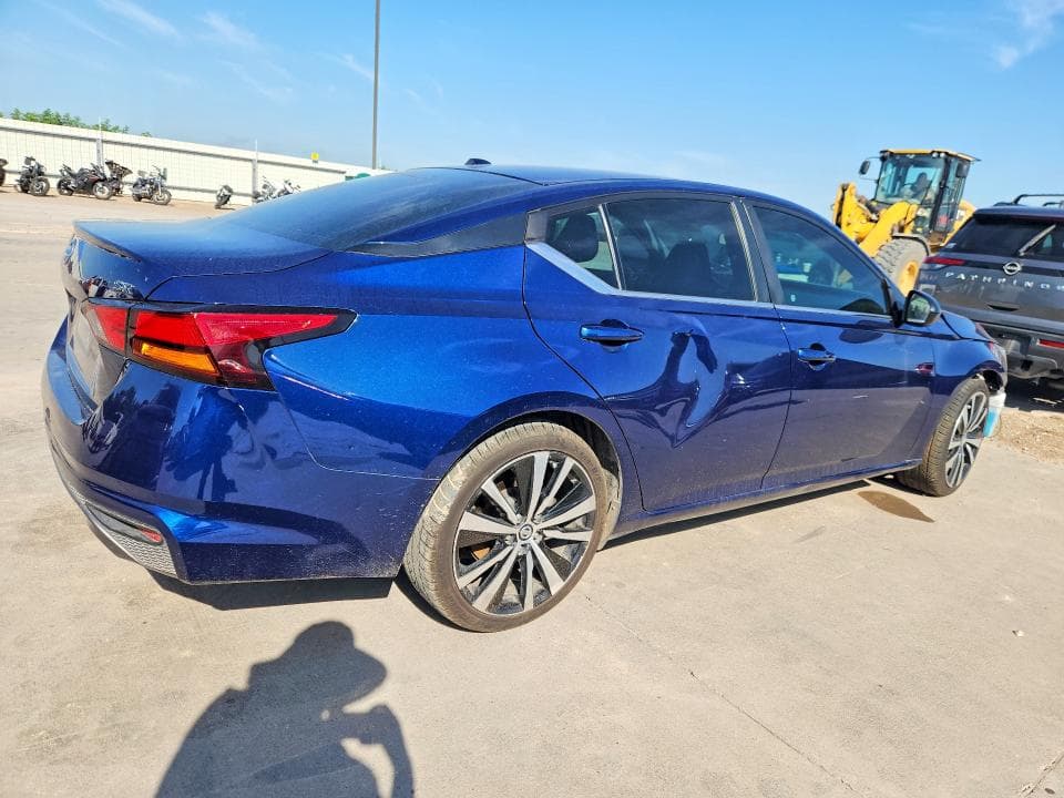 2019 NISSAN ALTIMA SR 3