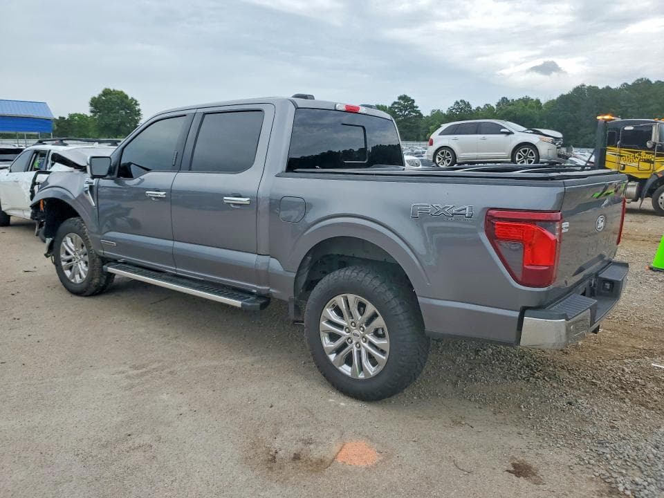 2024 FORD F150 XLT 2