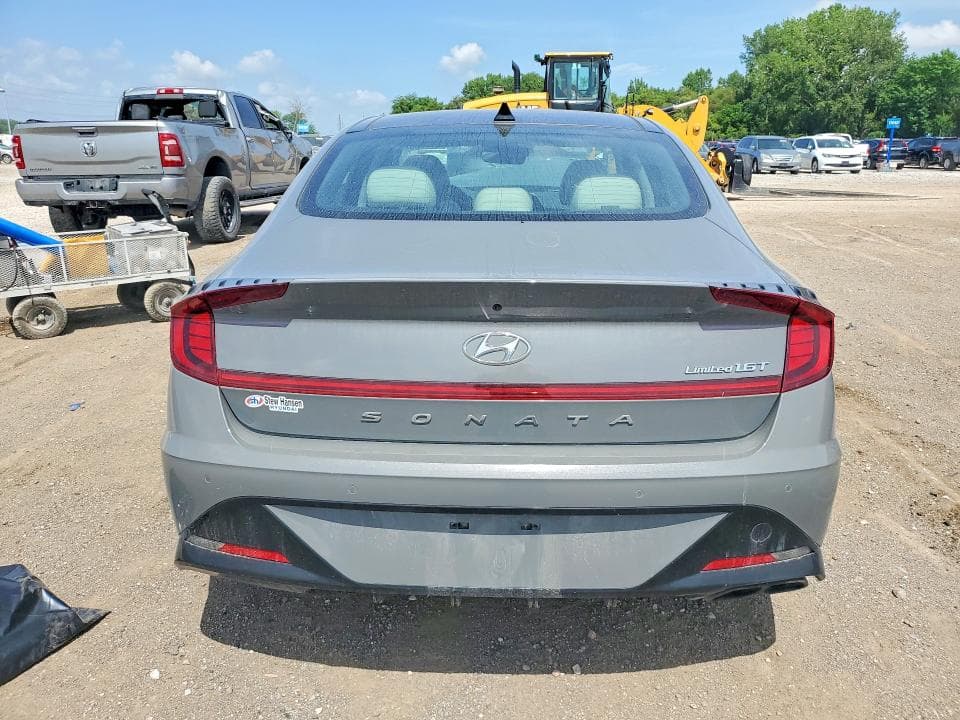 2022 HYUNDAI SONATA LIMITED 6