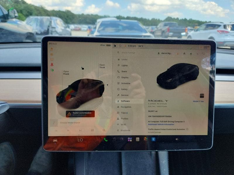 2023 TESLA MODEL Y 9