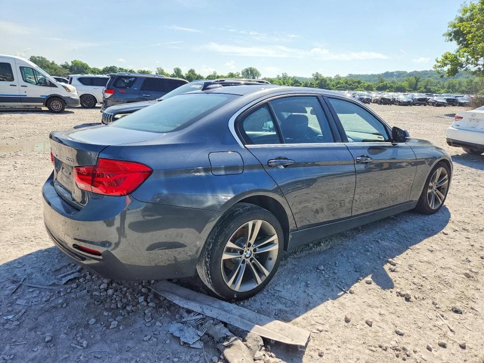 2018 BMW 330 XI 3