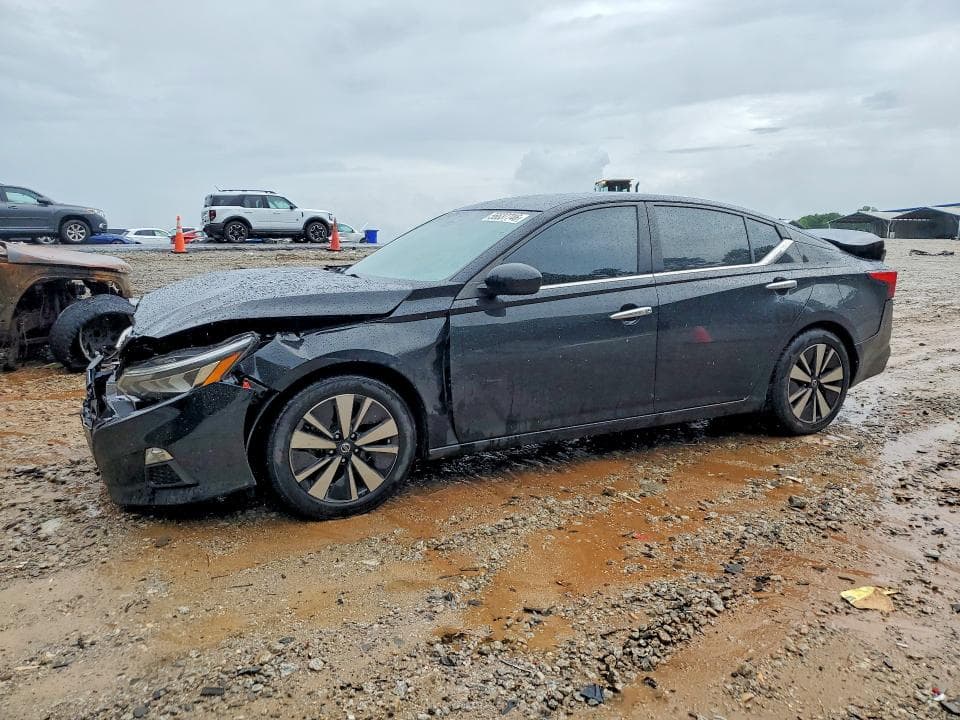 2022 NISSAN ALTIMA SV 1