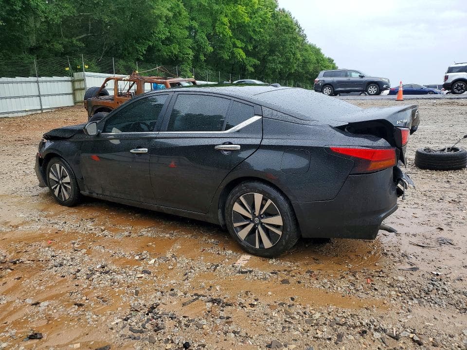 2022 NISSAN ALTIMA SV 2