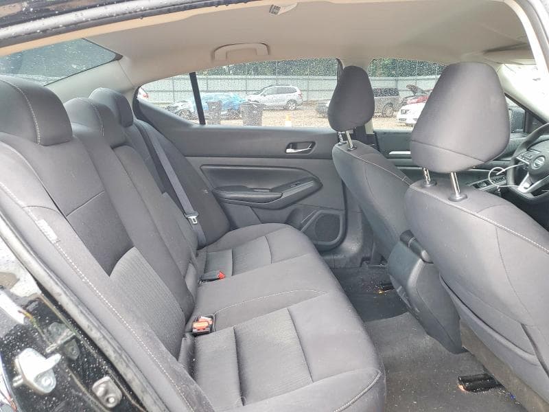 2022 NISSAN ALTIMA SV 10