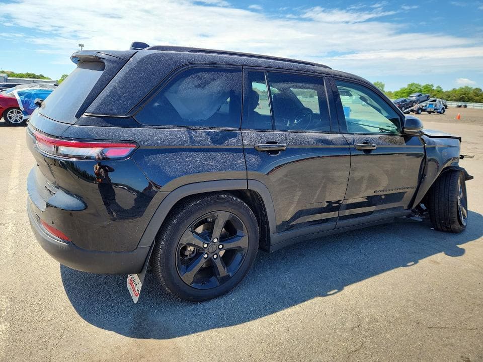 2025 JEEP GRAND CHEROKEE LIMITED 3