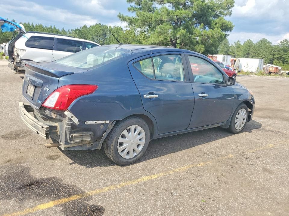 2016 NISSAN VERSA 1.6 SV 3